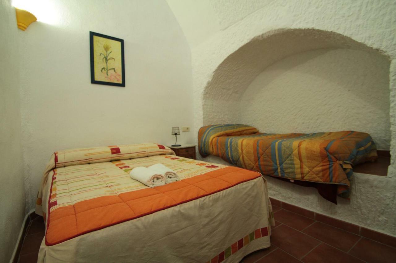 Cuevas La Chumbera Guest House Benalúa de Guadix Exterior foto